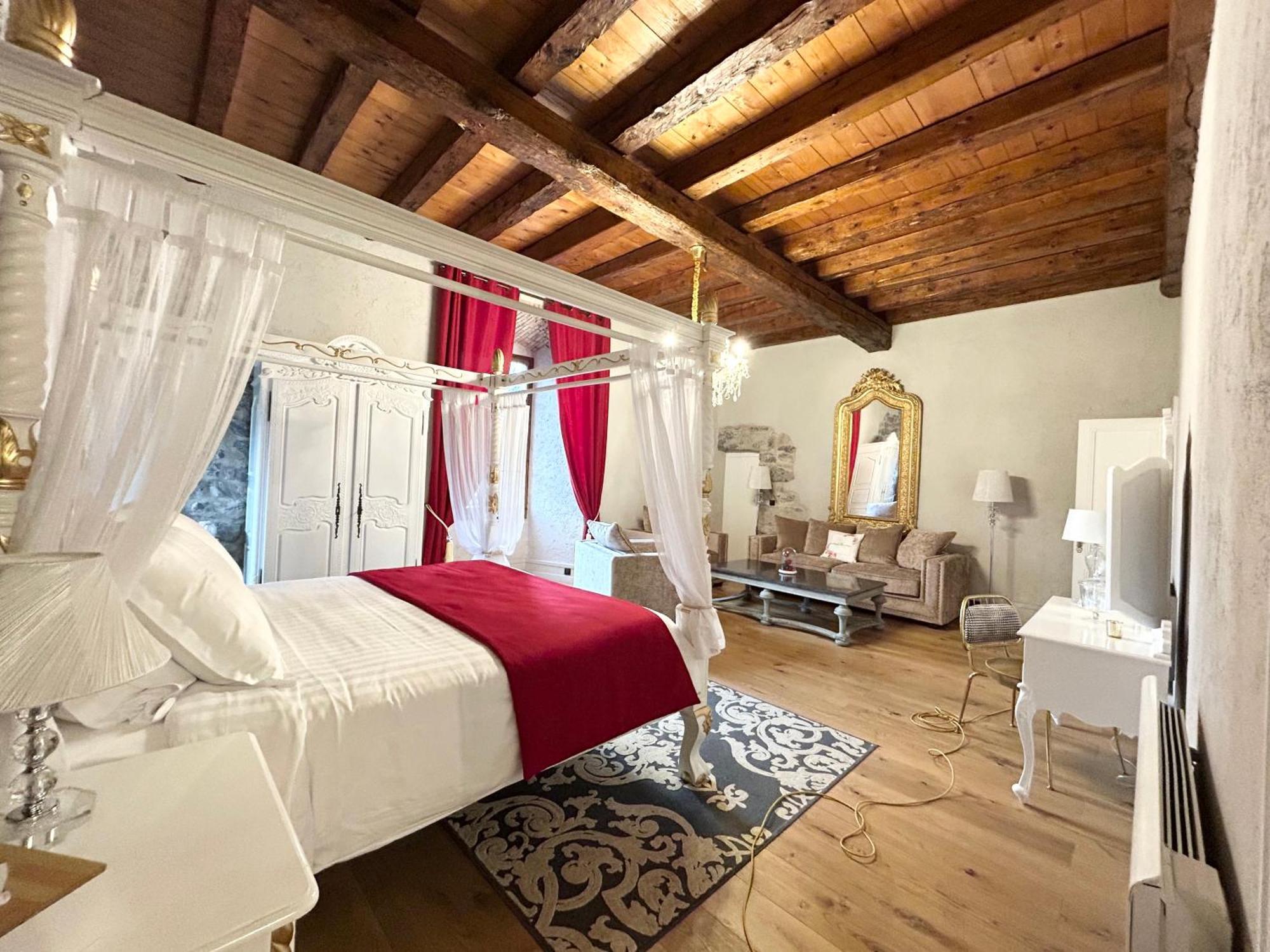 Chateau De La Rive - Suite Prestige - Chambre 2 Personnes Cruet エクステリア 写真